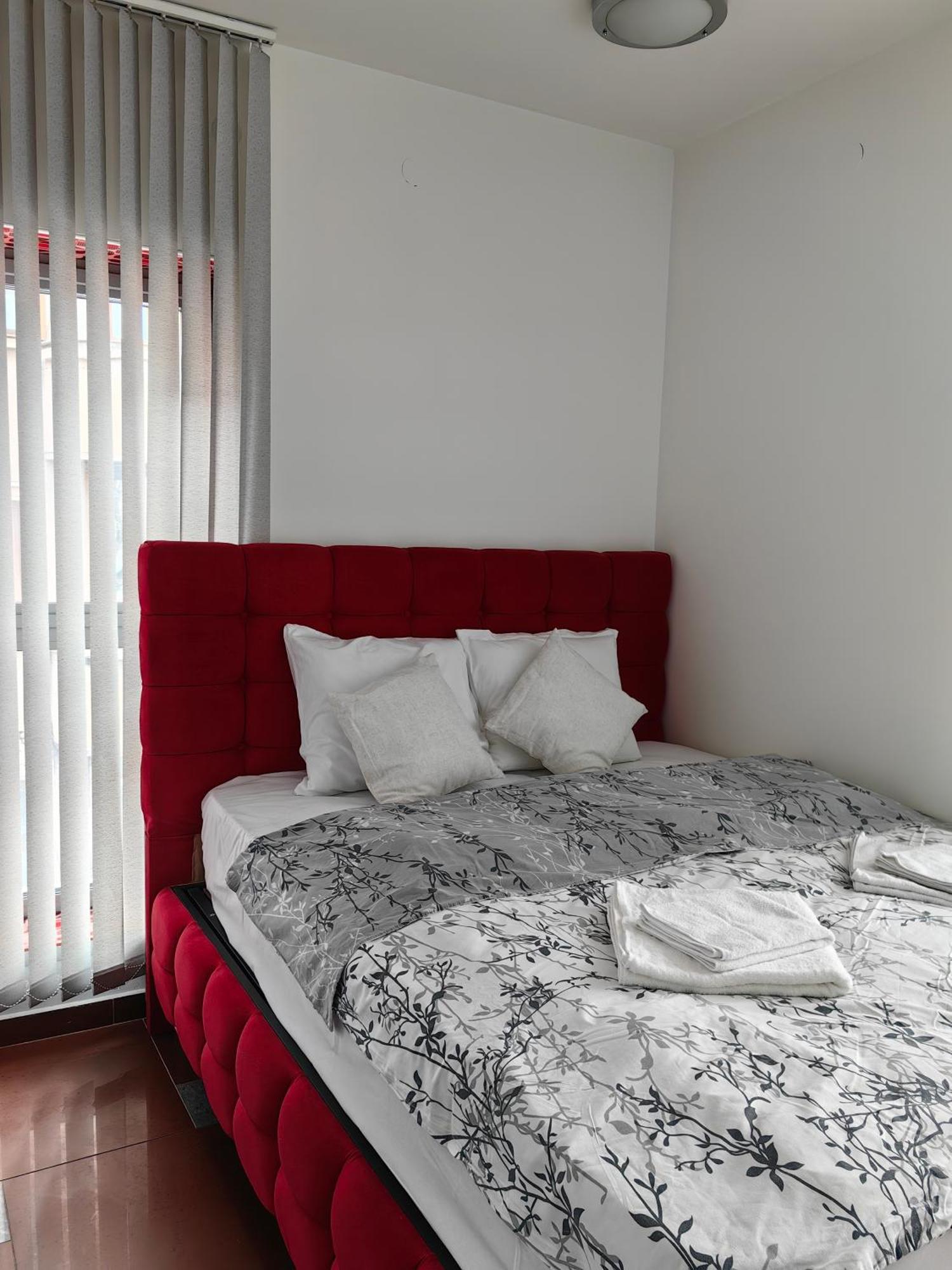 2 Bedrooms Apartment. بلوفديف المظهر الخارجي الصورة
