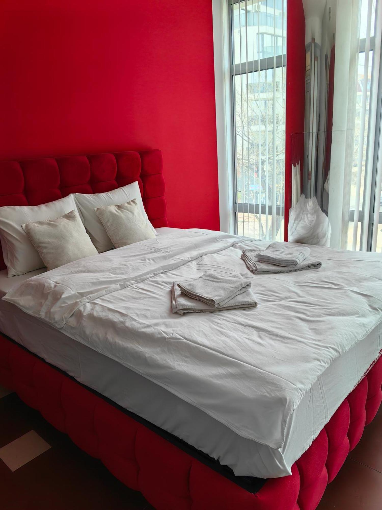 2 Bedrooms Apartment. بلوفديف المظهر الخارجي الصورة